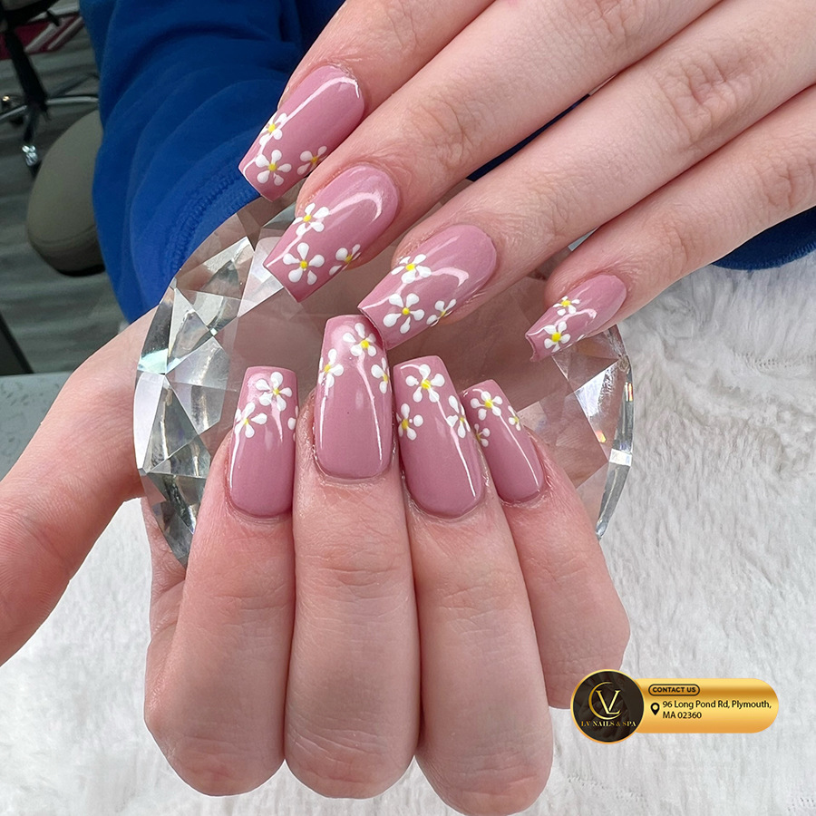 LV Nail & Spa